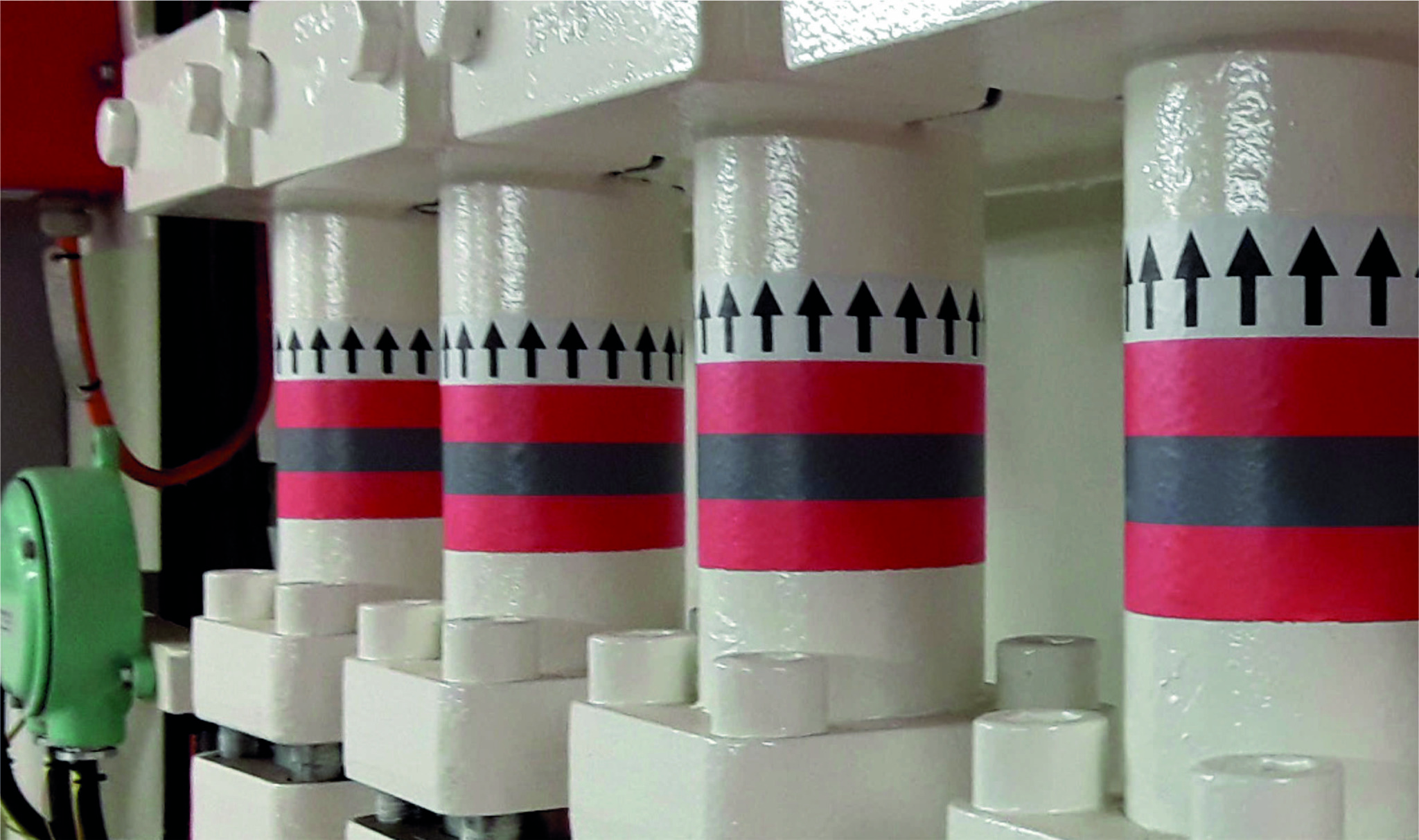 Marine Pipe Marking ISO 14726 Higher safety onboard Signwell